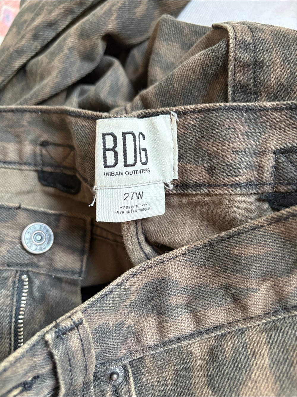 BDG Leopard-Print Straight Leg Jeans in Brown and Black - Picture 3 of 3